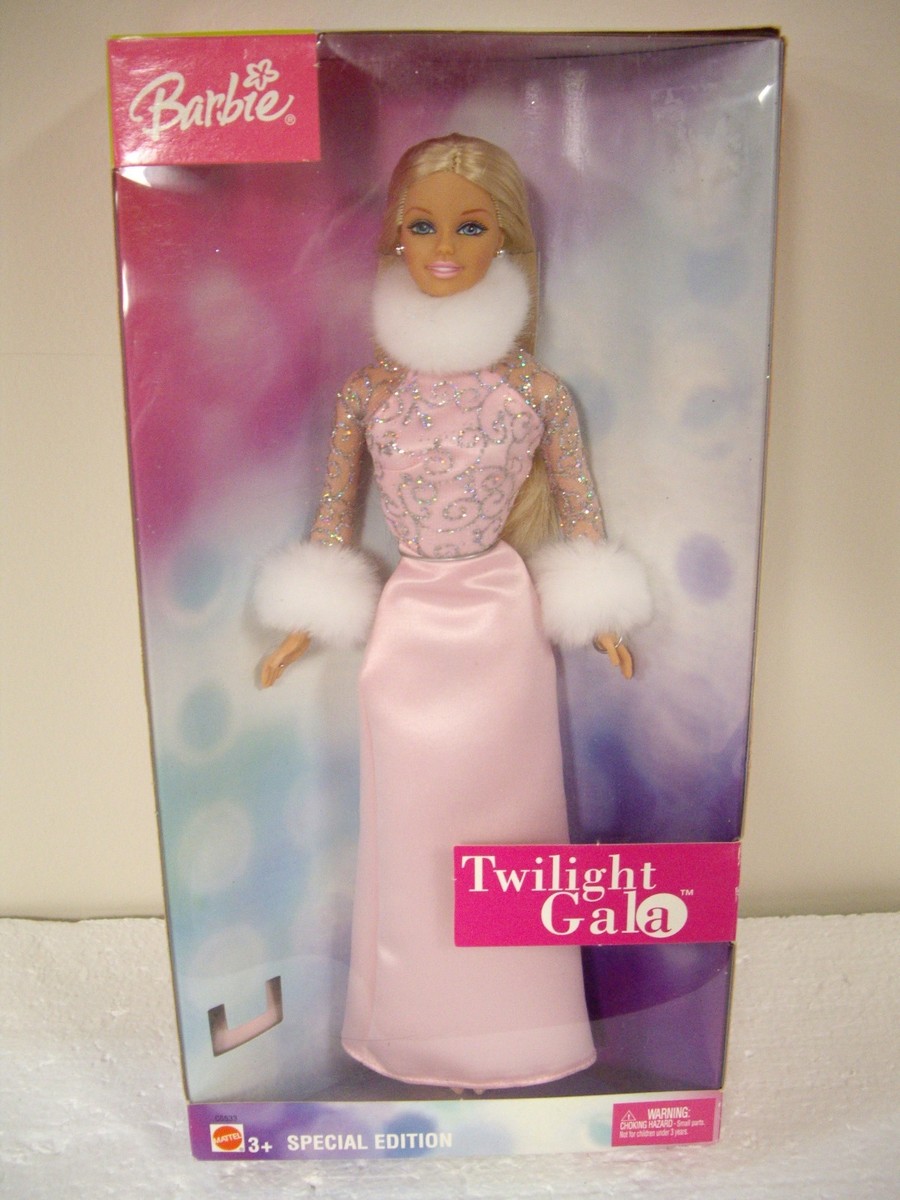 マテル社 限定 バービー 「TWILIGHT GALA BARBIE 2002」 Amazon.com: Barbie Member's Choice Twilight Gala 2002, 53862