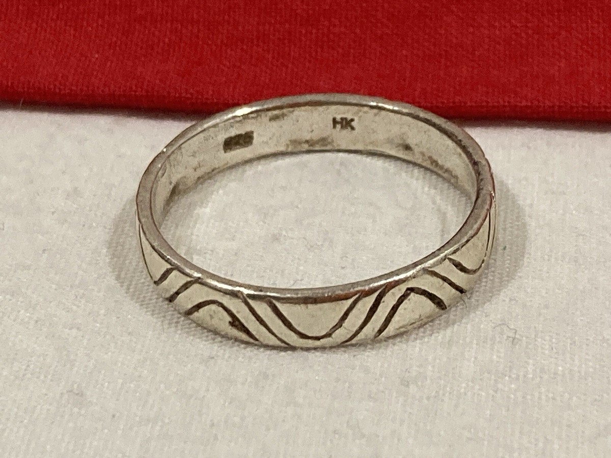 Vintage HK 925 Signed Solid Sterling Silver Etched Design Vintage HK 925 Signed Solid Sterling Silver Etched Design