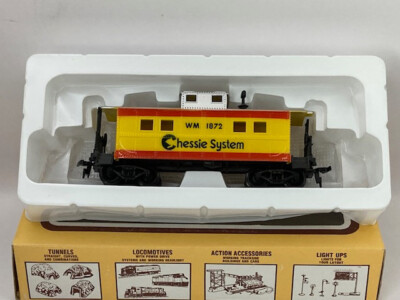 Vintage H.O. Life-Like Chessie System Caboose WM 1872