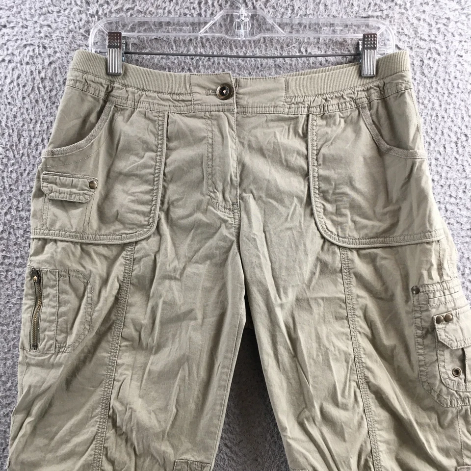 Pantalón Corto Chicos Cargo Para Mujer 0.5 Verde Mezcla Algodón Tiro Medio Frente Plano Cremallera Mosca Foto 2 de 4