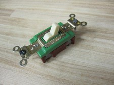Leviton 3032-2 AC Quiet Toggle Switch