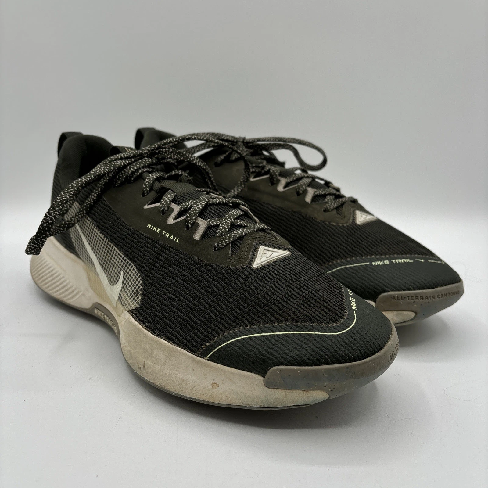 Nike Juniper Trail 3 Sequoia Onyx Sneakers Men's Size 8 Trail Running Shoes