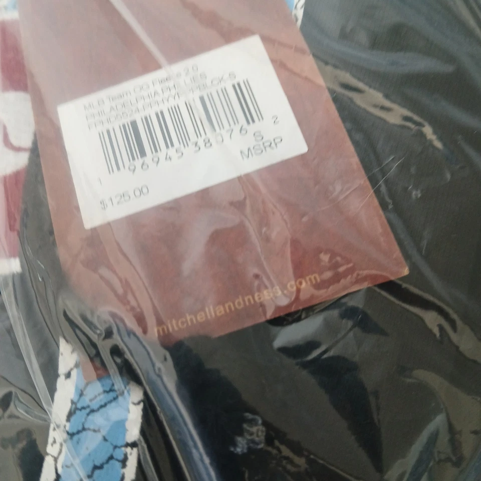 New Mitchell Ness Philadelphia Phillies Hoodie Size Small - Image 4 of 4