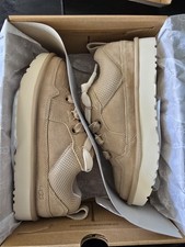 Image of Womens UGG Lowmell Trainers In Beige  Size UK 6 EU 39 BNIB