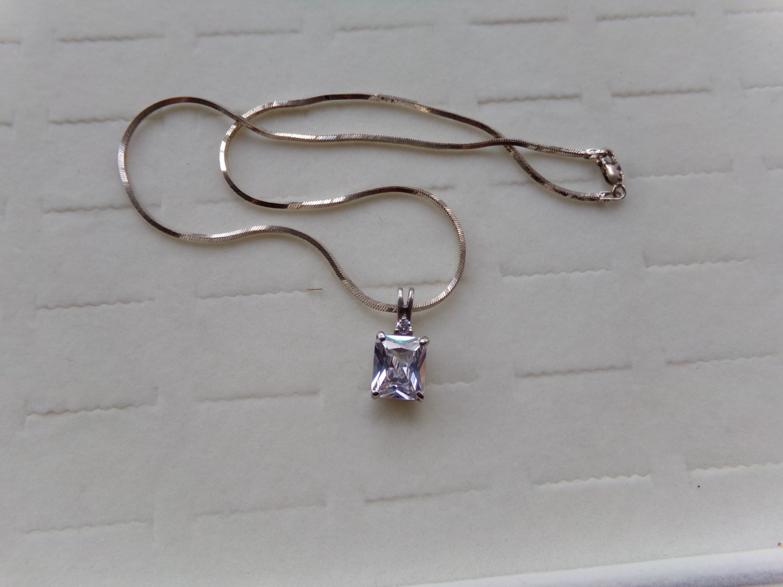 Solid Sterling Silver 925 Clear Stone Necklace 16… - image 2