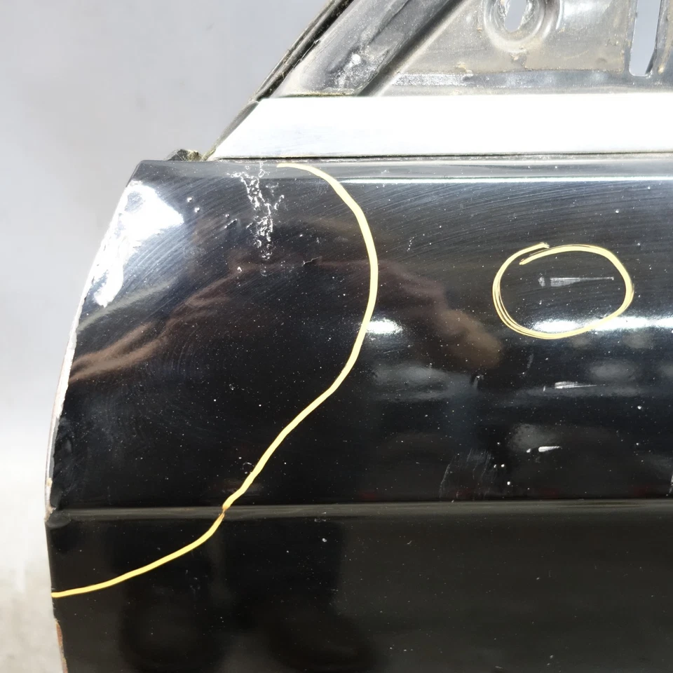 BMW E30 1984-1991 serie 3 cupé puerta delantera izquierda carcasa negra desnuda OEM dañado Foto 2 de 4