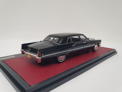 1/43 VERY RARE CADILLAC FLEETWOOD SERIES 75 LIMOUSINE 1970 MATRIX MX20301-213 - Picture 6 of 8