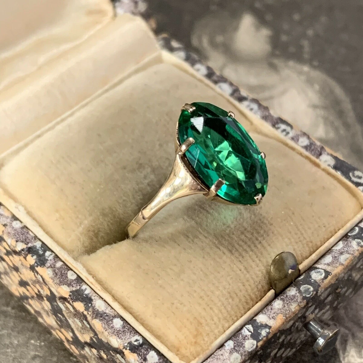 Vintage Pear Shaped Emerald Diamond Engagement Ring Set Crown Emerald Band