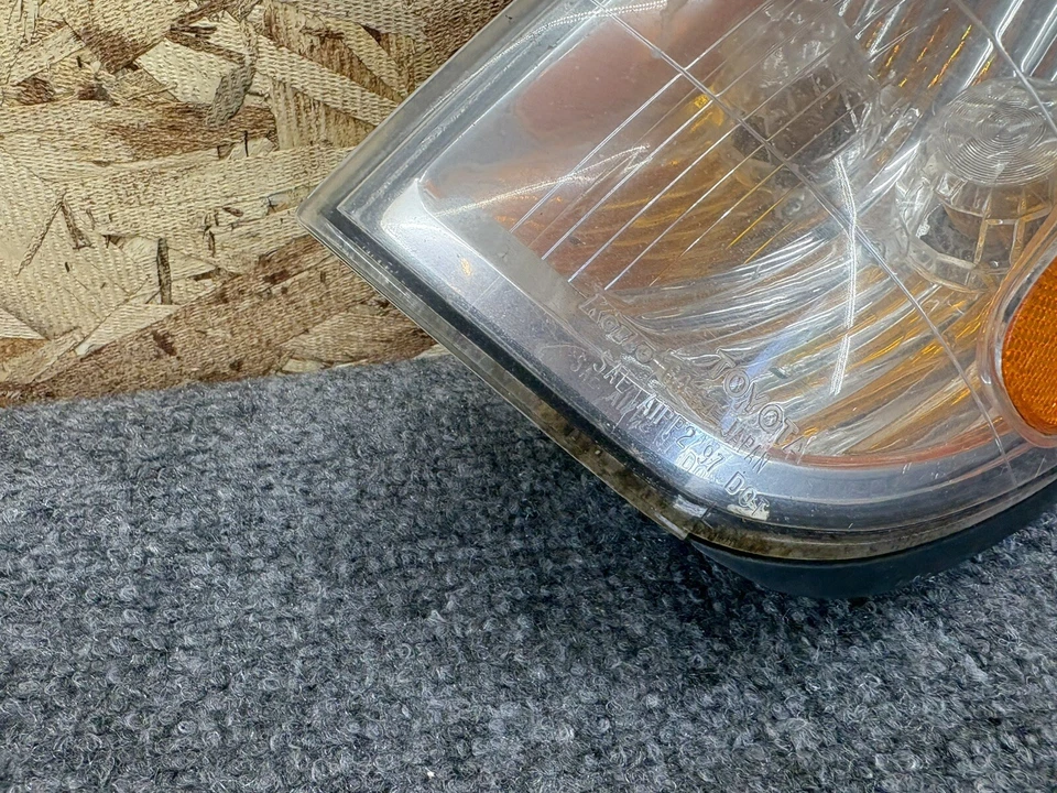 Parachoques delantero izquierdo izquierdo Toyota Land Cruiser 1998-05 luz de estacionamiento OEM Foto 2 de 4