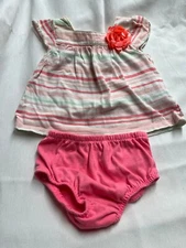 Lot046-Infant Girls OLD NAVY- Pink Stripe Top and Bloomers - Size 6 months