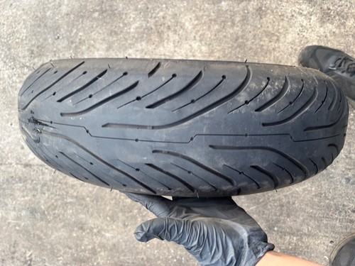 Michelin pilot road 4 GT rear tire 180/55ZR17 M/C 78W 120 110 170 190 200 160