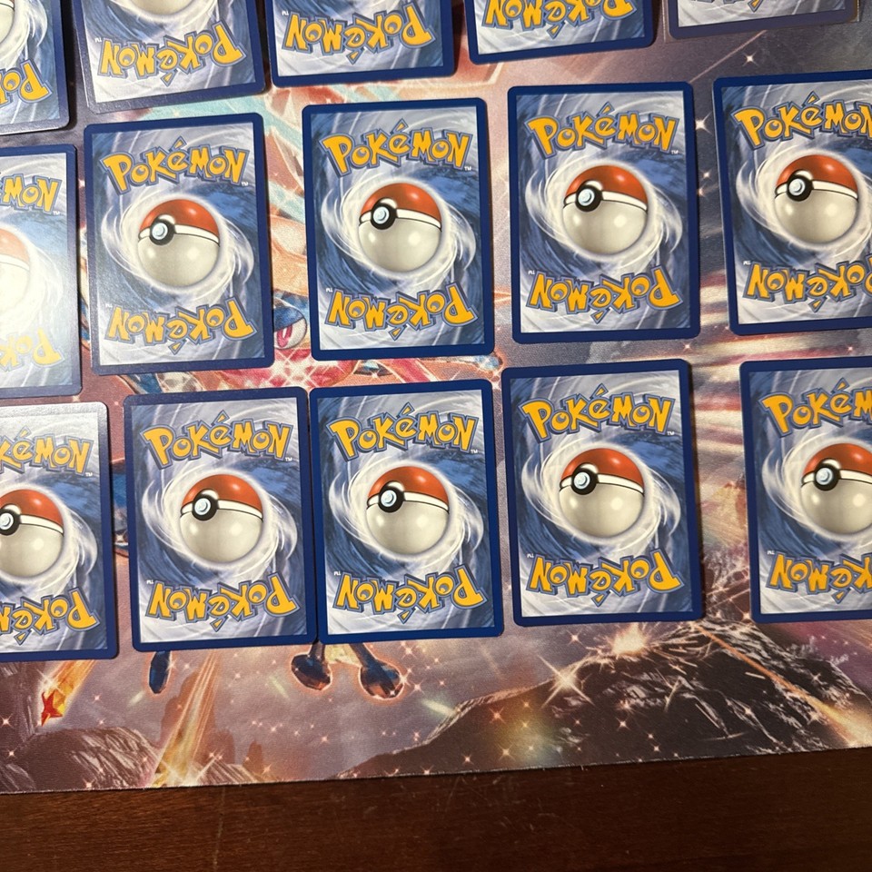 Pokemon TCG Mystery Pack - 20 Carte Con Garanzia EX, UR, IR, SIR - Confezione Misteriosa
