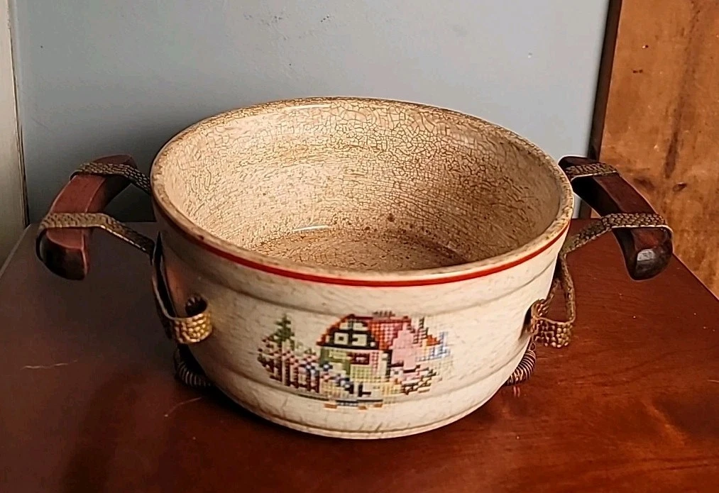 Vintage Bak-in Casserole Dish W/ Holder Embroidery House Theme By Crooksville