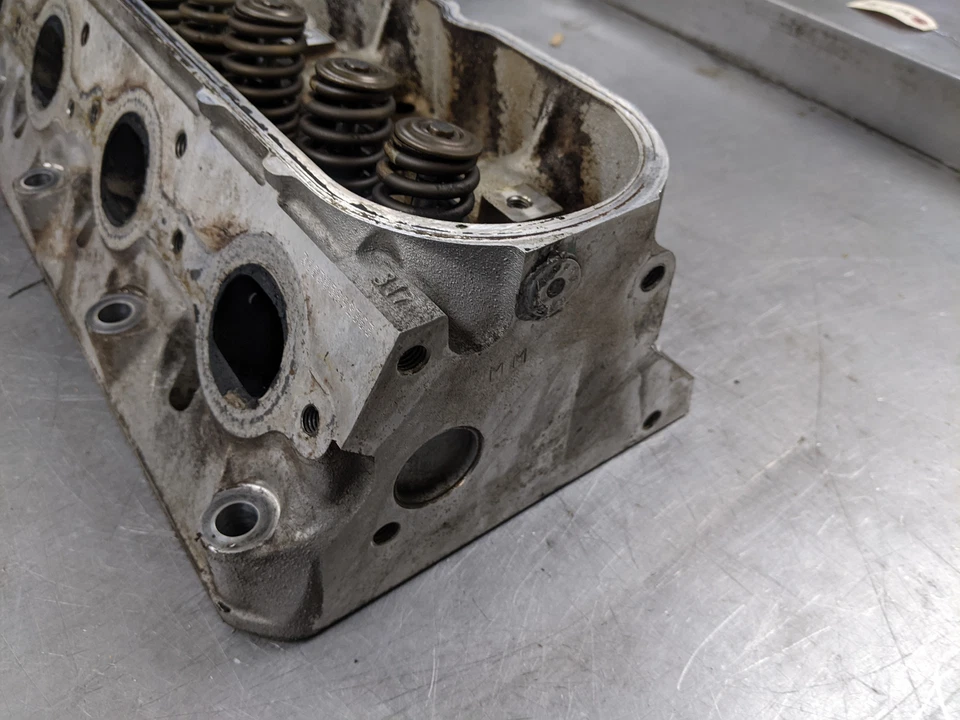 Culata para 02-06 Cadillac Escalade 6.0 317 Gas Foto 4 de 4