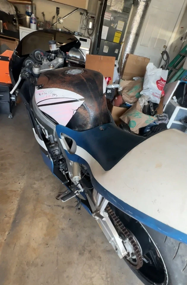 Honda CBR900RR 1994 piezas de repuesto OEM, carenados de carreras de fibra de vidrio personalizados. Foto 4 de 4