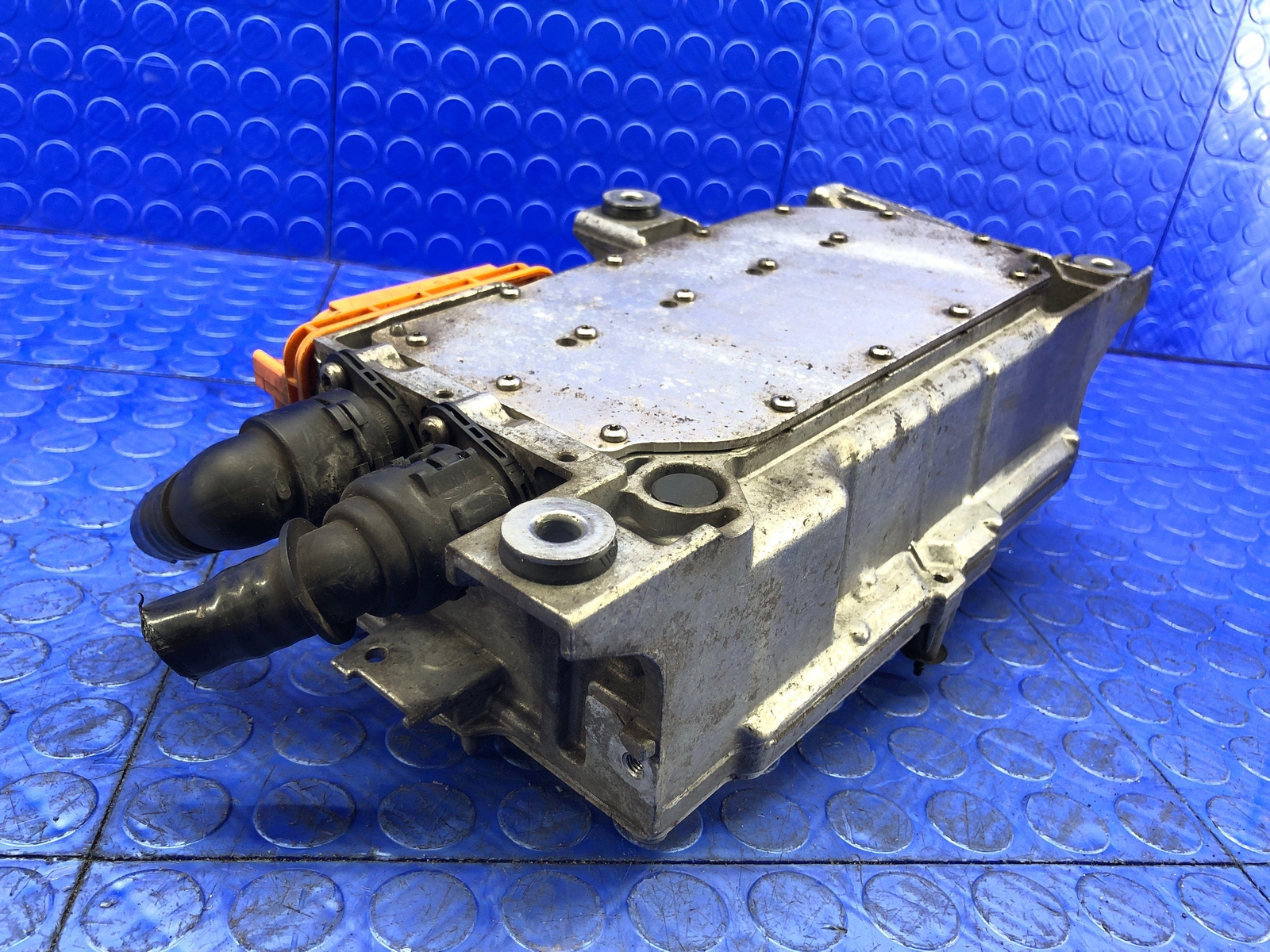 2014-2019 BMW I8 OEM ELECTRIC MOTOR ENGINE COMPUTER CONTROL MODULE 12328646687
