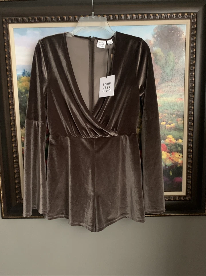 ¡Nuevo! Somedays Lovin Para Mujer Talla Pequeña Baile en la Oscuridad Paysuit Romer Peltre Terciopelo Foto 4 de 4