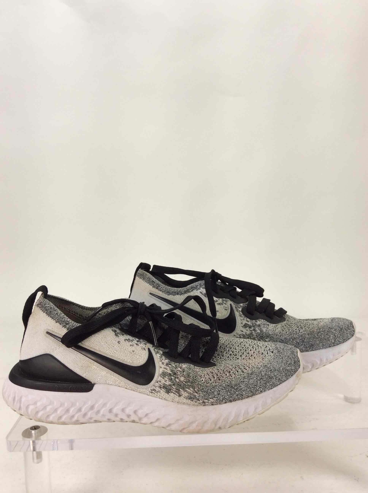 Nike Epic React Flyknit 2 Gray Lace-Up 