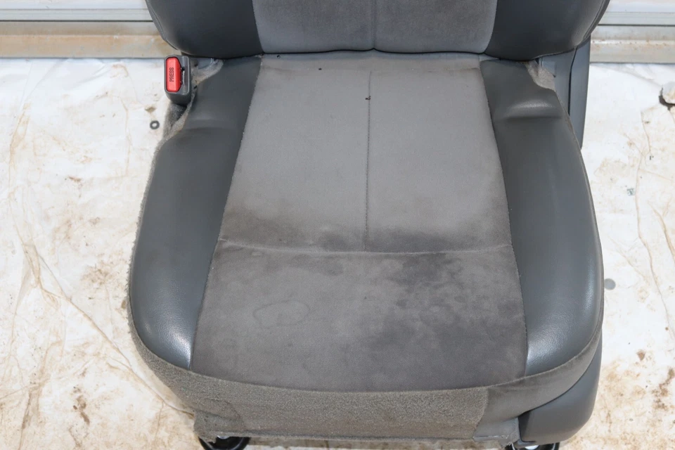 Nissan NV1500 NV2500 NV3500 2015-2021 ASIENTO DELANTERO IZQUIERDO LADO DEL CONDUCTOR OEM Foto 4 de 4