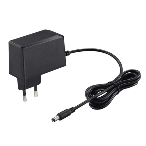 Alimentation universelle 3/4,5/5/6/7,5/9 et 12 V AC/DC , 6 prises Alimentation universelle 3/4,5/5/6/7,5/9 et 12 V AC/DC , 6 prises