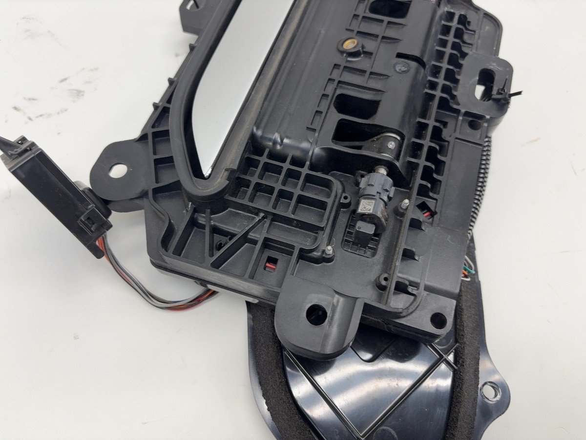2015 Tesla Model S Rear Left Door Handle Retrofit Kit 1135722-S0-A