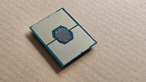 4 x Procesador Intel Xeon Gold 6234 8 núcleos 3,3 GHz 24,75 MB de caché SRFPN de garantía de 1 año - Imagen 6 de 6