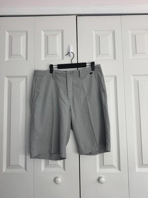 Travis Mathew Golf Shorts Men's 34 Gray Pull-On Mid Rise Slash Pockets Outdoor