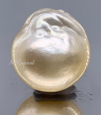 South Sea Pearl  white baroque  12.6mm x 14.2mm,3.06g undrilled
