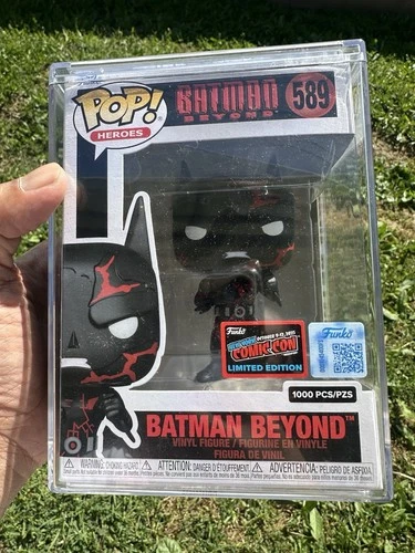 NYCC 2025 FUNKO POP!  BATMAN BEYOND LE 1000 NEW YORK COMIC CON EXCLUSIVE STICKER