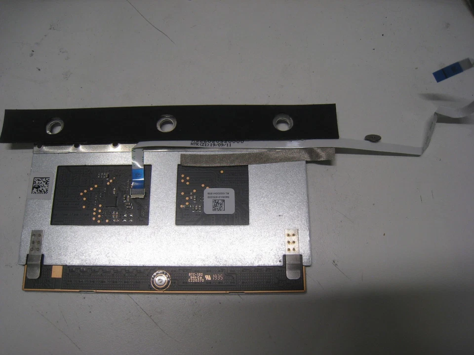 Mouse touchpad originale ASUS Zenbook UX431F argento blu 04060-1650200 + cavo - Immagine 2 di 3