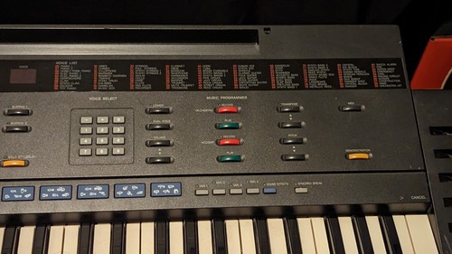 Yamaha PSR-2500 Key Portable Electric Piano Synthesizer - Picture 5 of 12