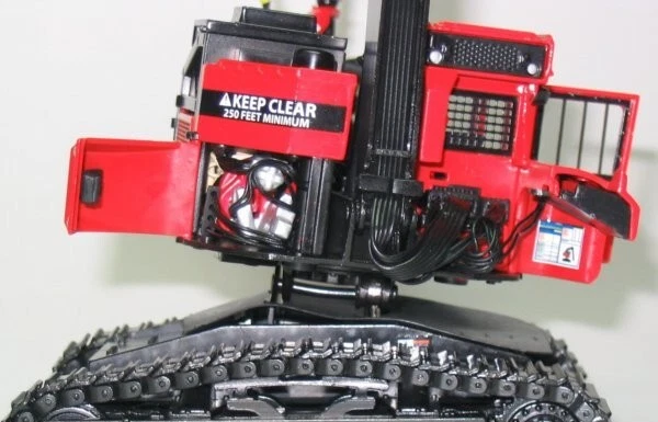 Valmet 445EXL Feller Buncher Track Harvester Sword 1:50 Scale Model #SW3006 New - Image 3 of 4