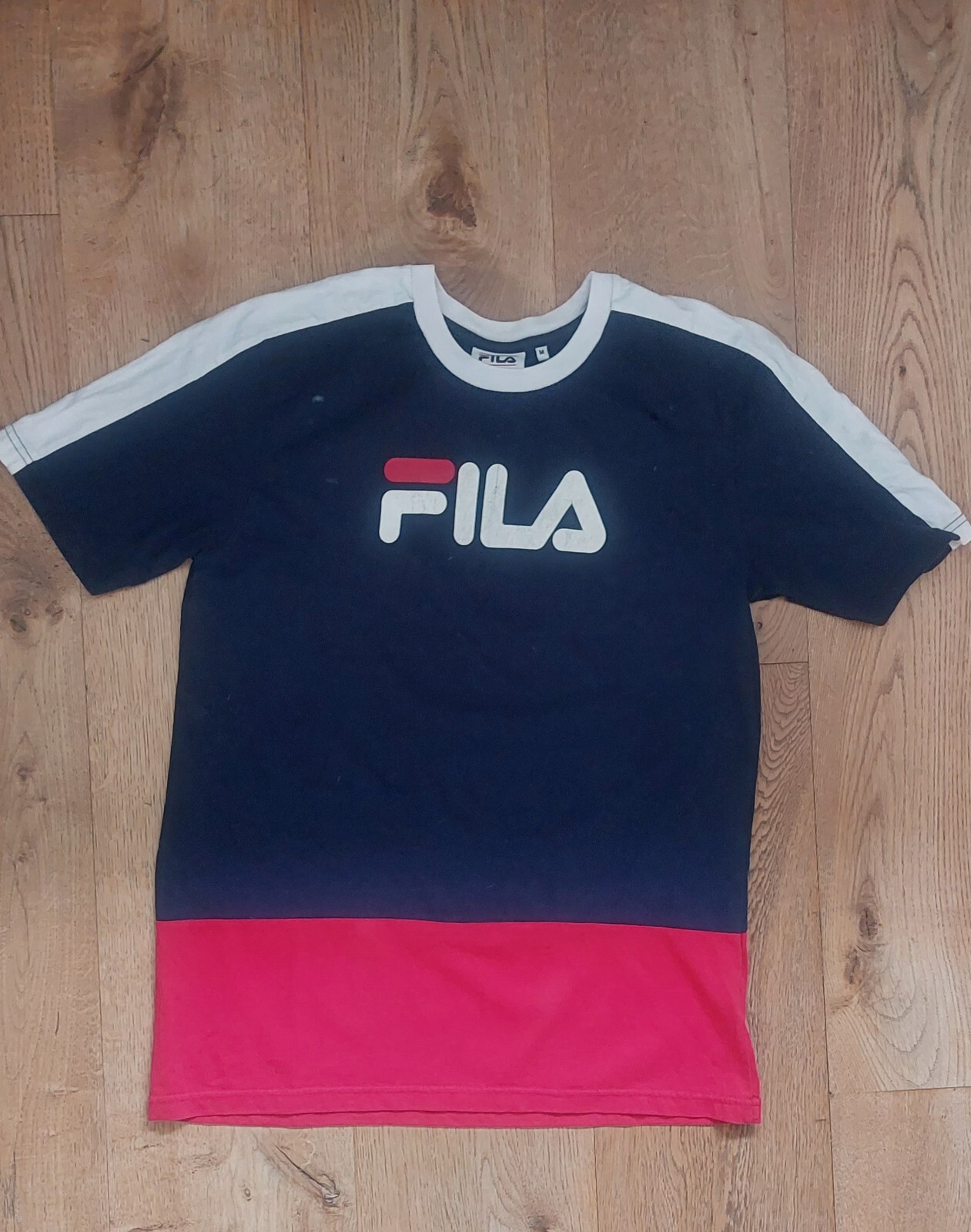UK M T shirt uomo Fila ottime condizioni