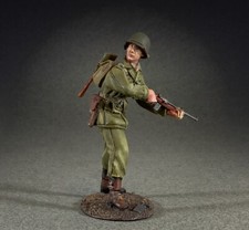 BRITAINS WORLD WAR 2 ALLIES 25189 U.S. INFANTRY COMPANY OFFICER LOOKING AROUND