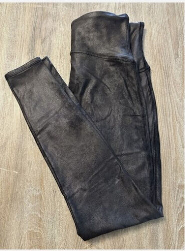 Leggings donna Spanx look ecopelle nero grande elasticizzato caviglia comodi - Foto 2 di 14