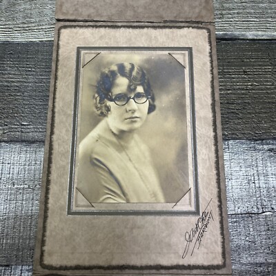Antique Vintage Cabinet Card Envelope Style Photo Dormont Woman With Glasses