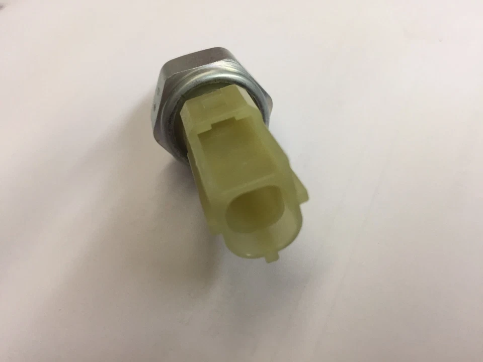 Interruptor de presión de aceite del motor MOTORCRAFT SW-6393 se adapta a 00-10 Ford F-150 5,4 L-V8 Foto 3 de 4