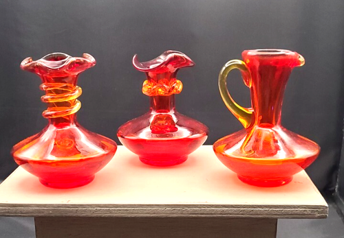 Vtg Amberina Hand Blown Glass Vase (2) Ruffle Rim and Pitcher (1) Cadmium Read - Picture 2 of 10