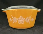 Vintage PYREX Butterfly Flower Gold Bowl Casserole Dish With Lid #473 - 1 quart⚪