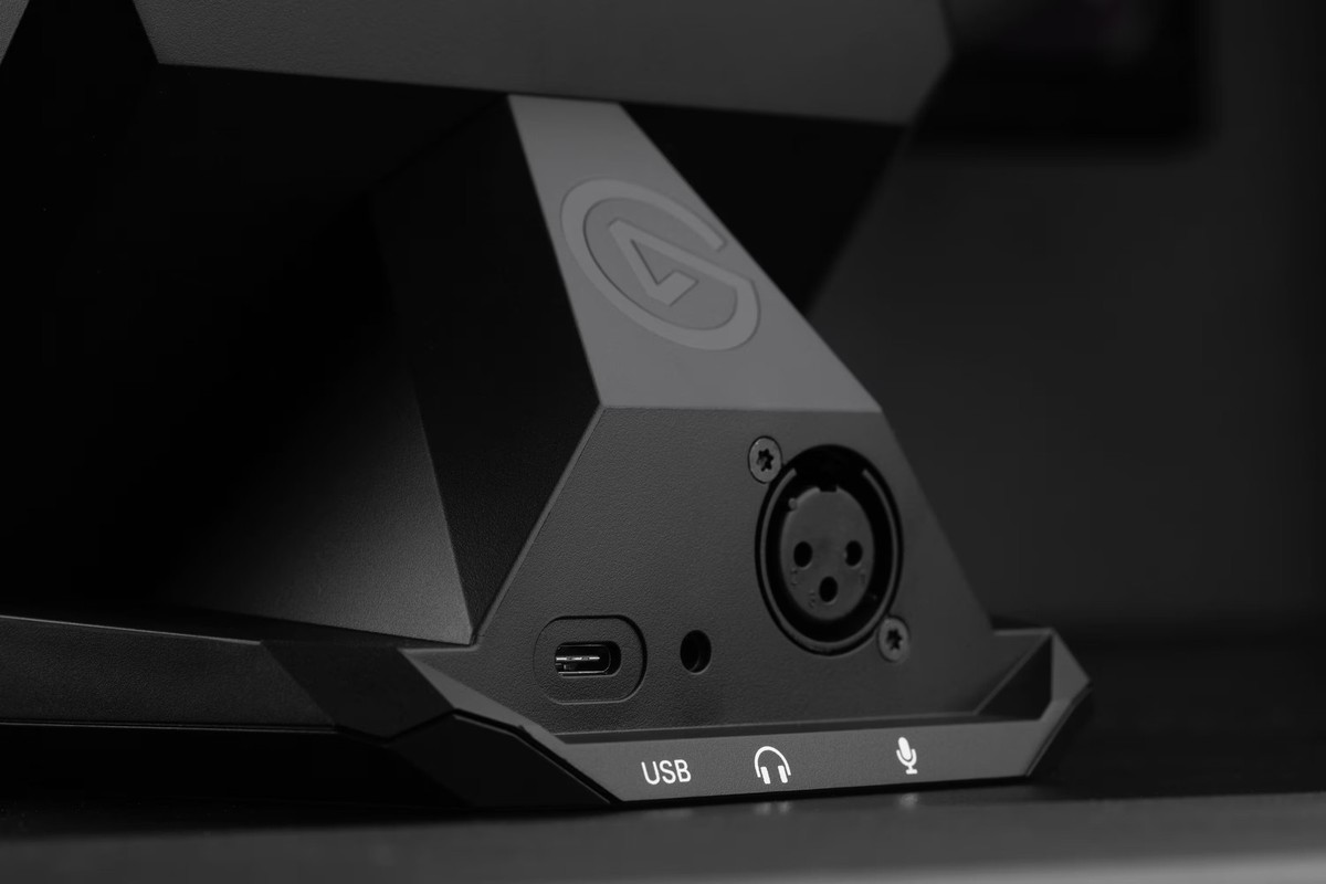 Elgato - XLR Dock For Stream Deck +, XLR/USB Microphone Interface