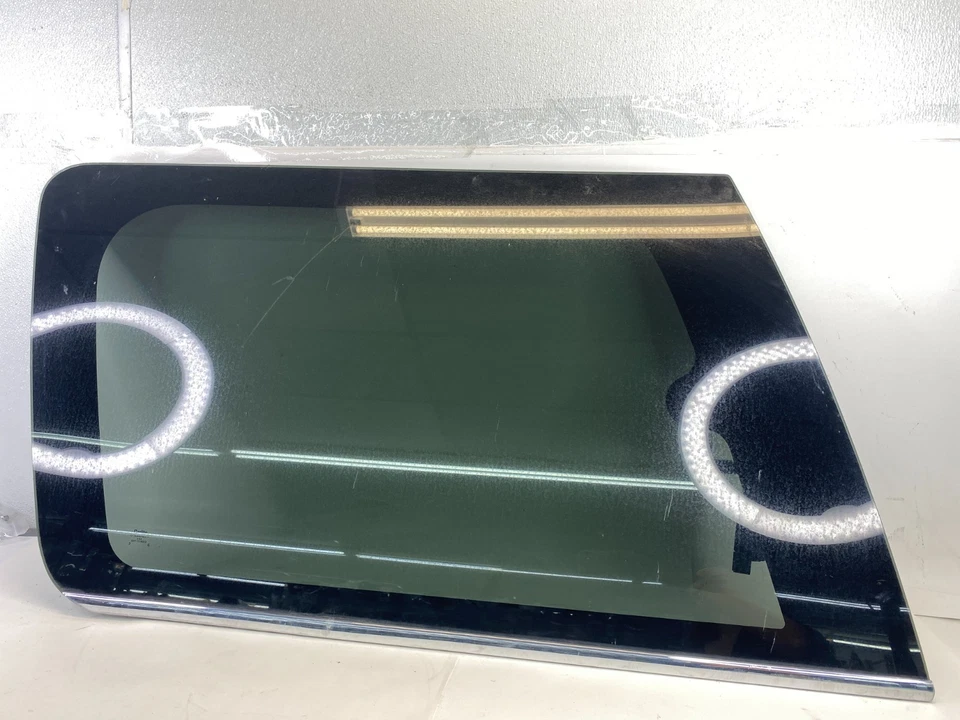 03 04 05 06 Lincoln Navigator Rear Left Back Side Quarter Window Glass OEM - Image 2 of 4