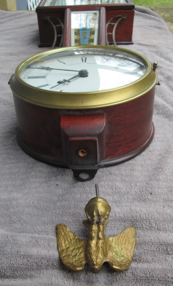 ANTIQUE HERSCHEDE Cincinnati Banjo Clock | Eglomisé Glass | Non-Running Repair - Image 3 of 4