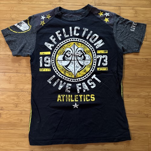 Affliction Live Fast Sport Leichtathletik Medium doppelseitiges Shirt Baumwolle y2k