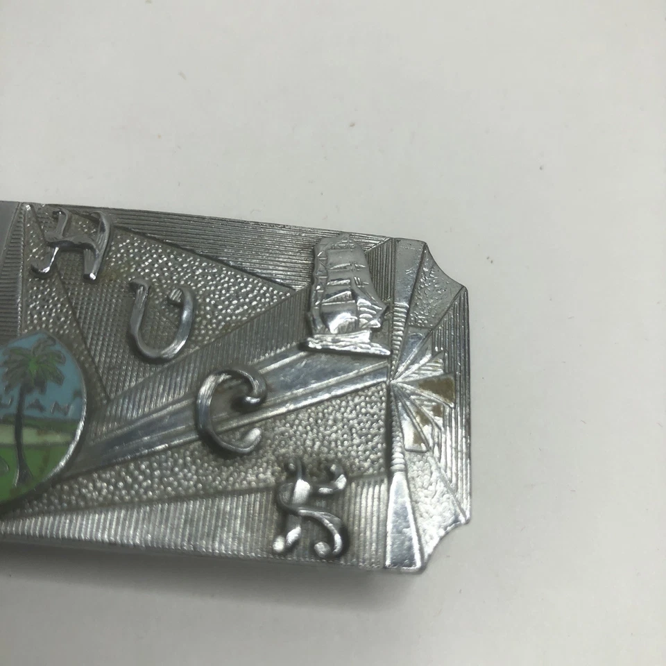 GANCHO Guam DE COLECCIÓN - HEBILLA DE CINTURÓN RÁPIDO (HUCK) con velero Foto 4 de 4