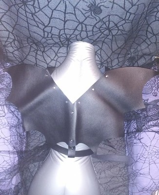 Harness Mit Flügeln Fledermausflügel Neu Spannweite Flügel 66cm Gothic  (H)