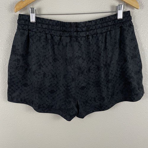 Vuori Womens XL Halo Performance Short Charcoal Shibori Dreamknit Relaxed Fit - Picture 4 of 5