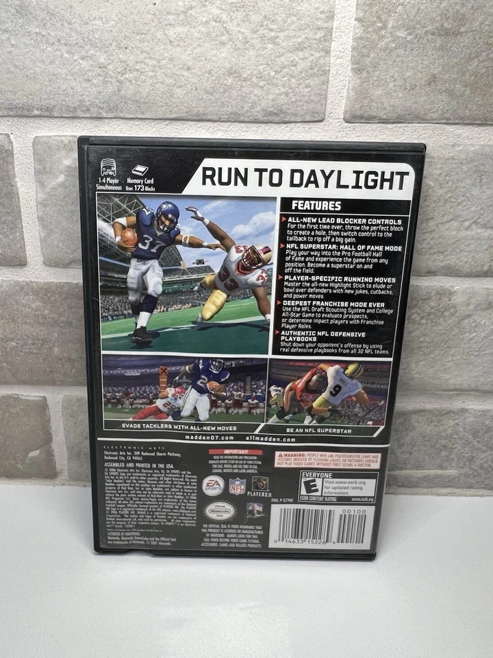 Madden NFL 07 - Nintendo GameCube - TESTED Cib Complete In Box - Image 3 of 4