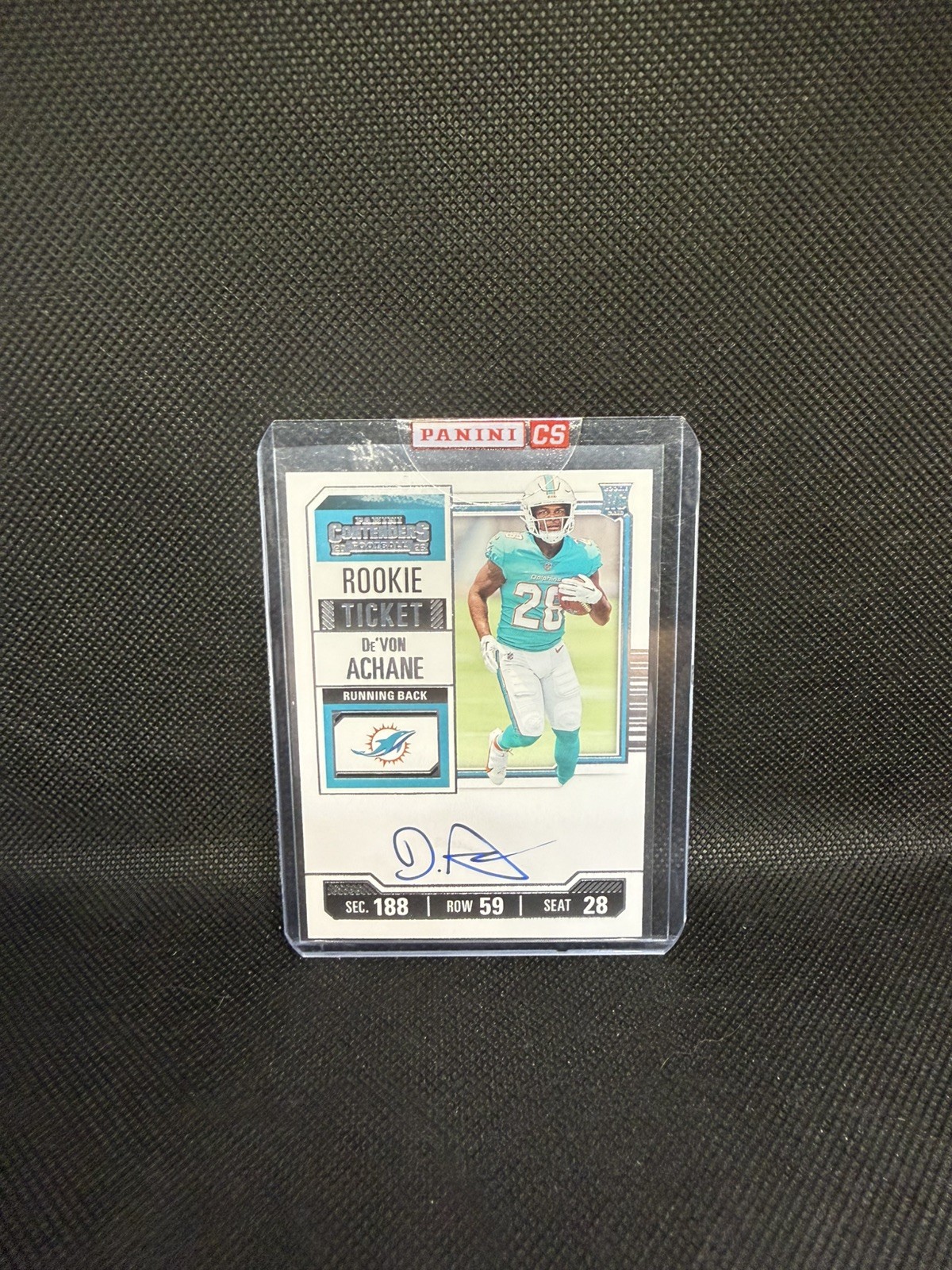 De’von Achane 2023 Panini Contenders Rookie Ticket #109 On Card Auto RC Dolphins