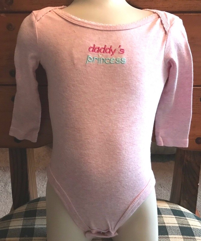 BABIES R US BABY GIRLS 1 PIECE ROMPER DADDY'S PRINCESS 12 MONTHS EUC