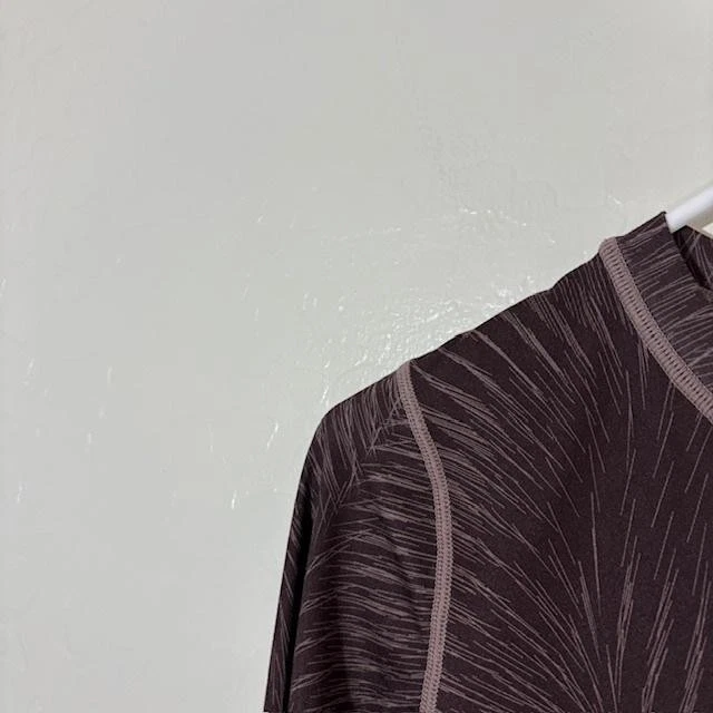 Camisa Kari Traa Capa Base Mujer Mediana Marrón Rosa Estampado Manga Larga Cuello Redondo Foto 2 de 4